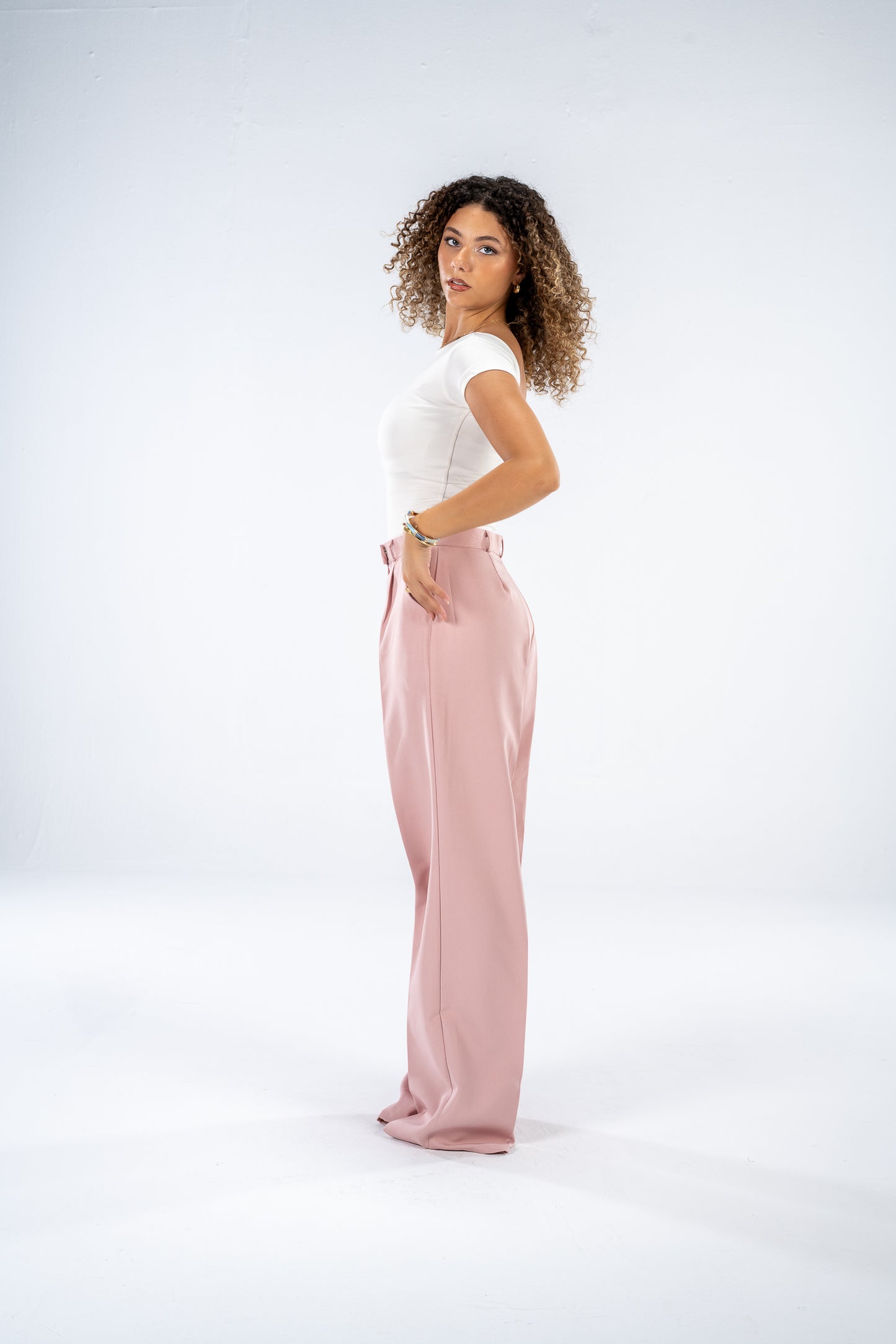 Wide leg pants