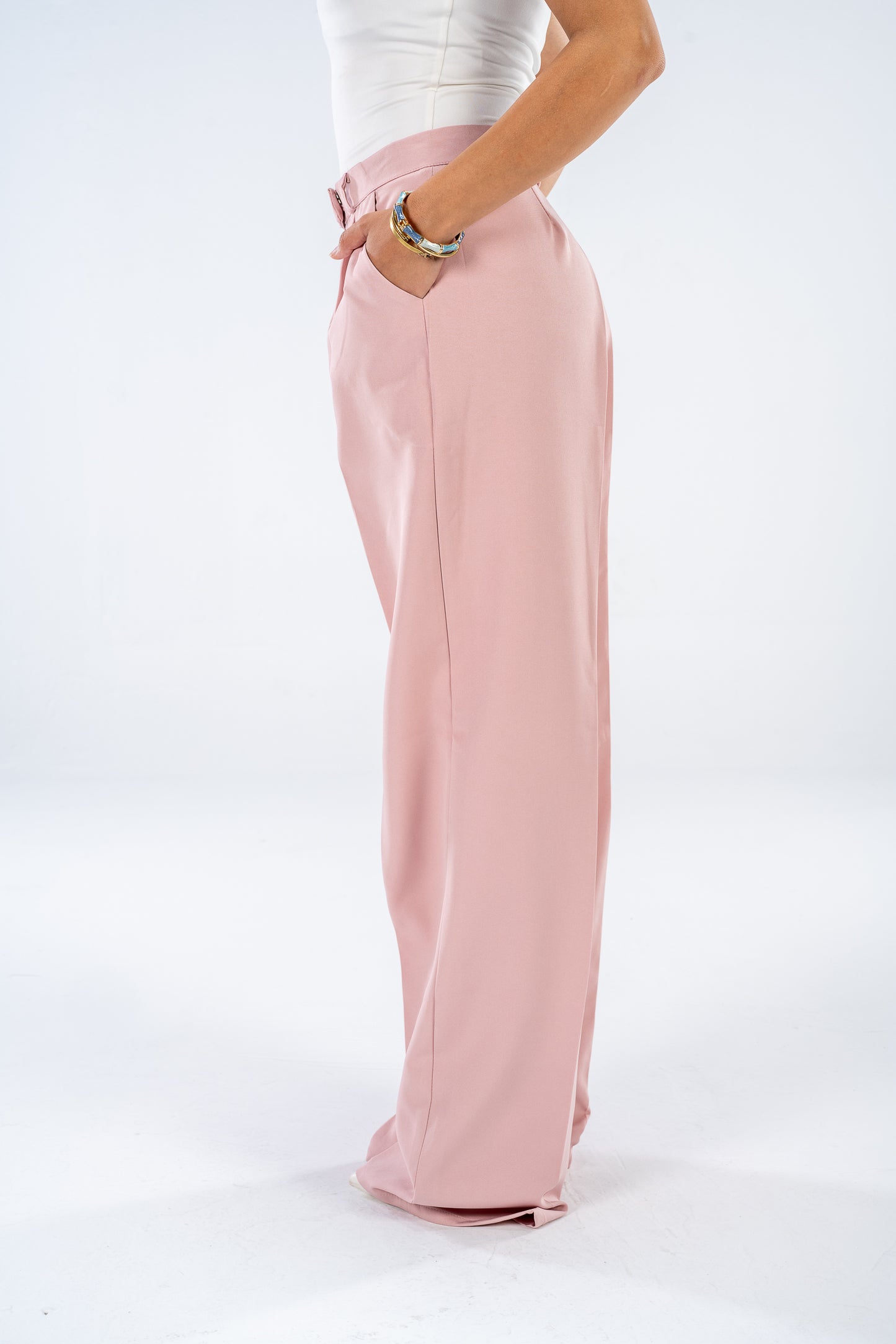Wide leg pants