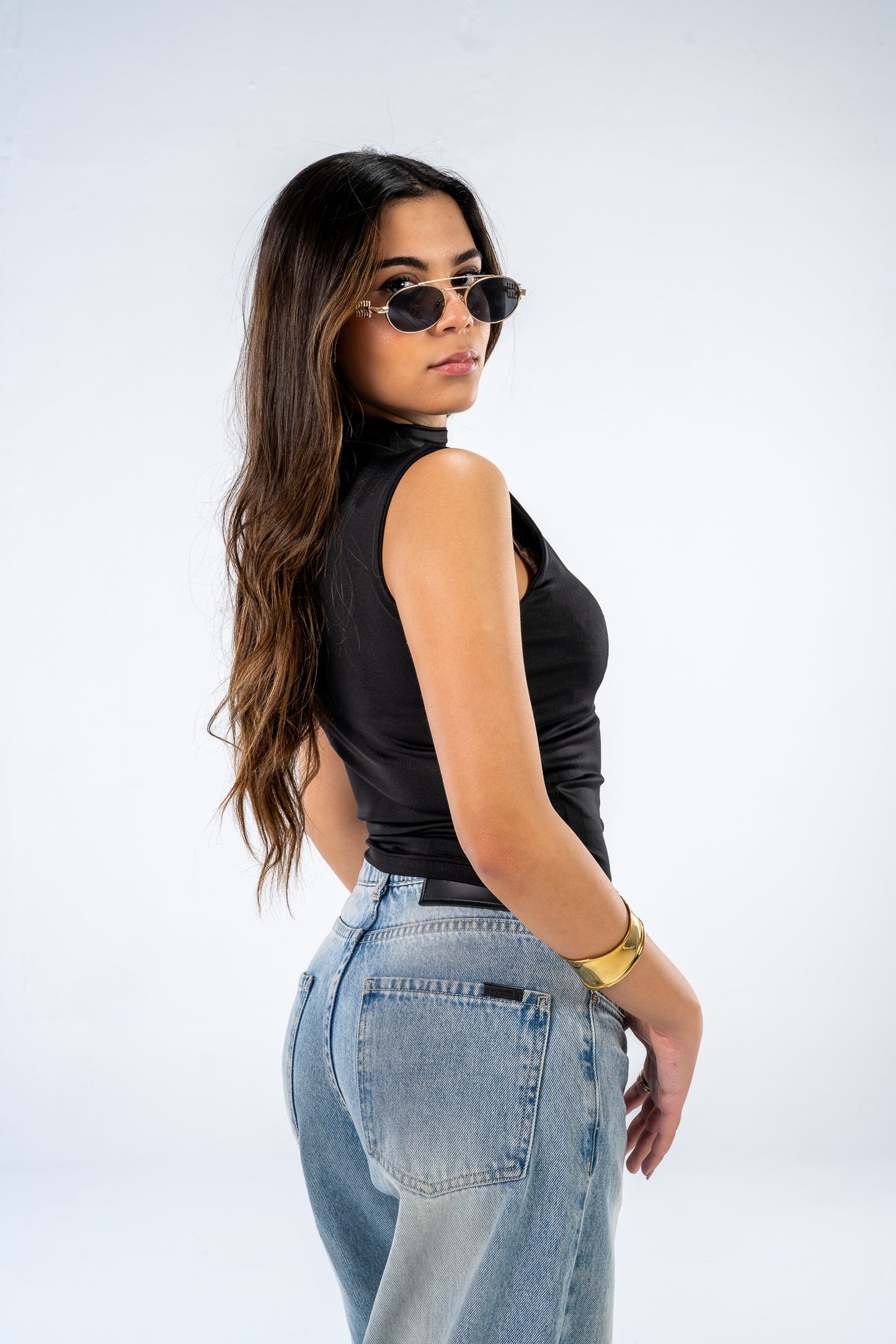 High neck sleevless top- Black