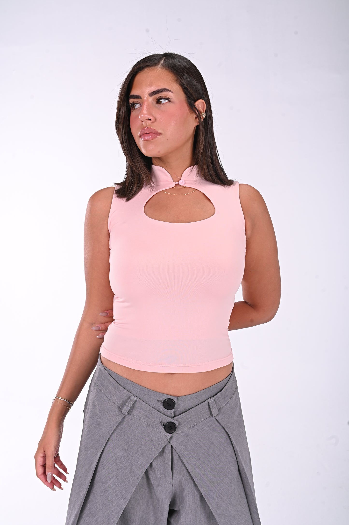 Keyhole neck top