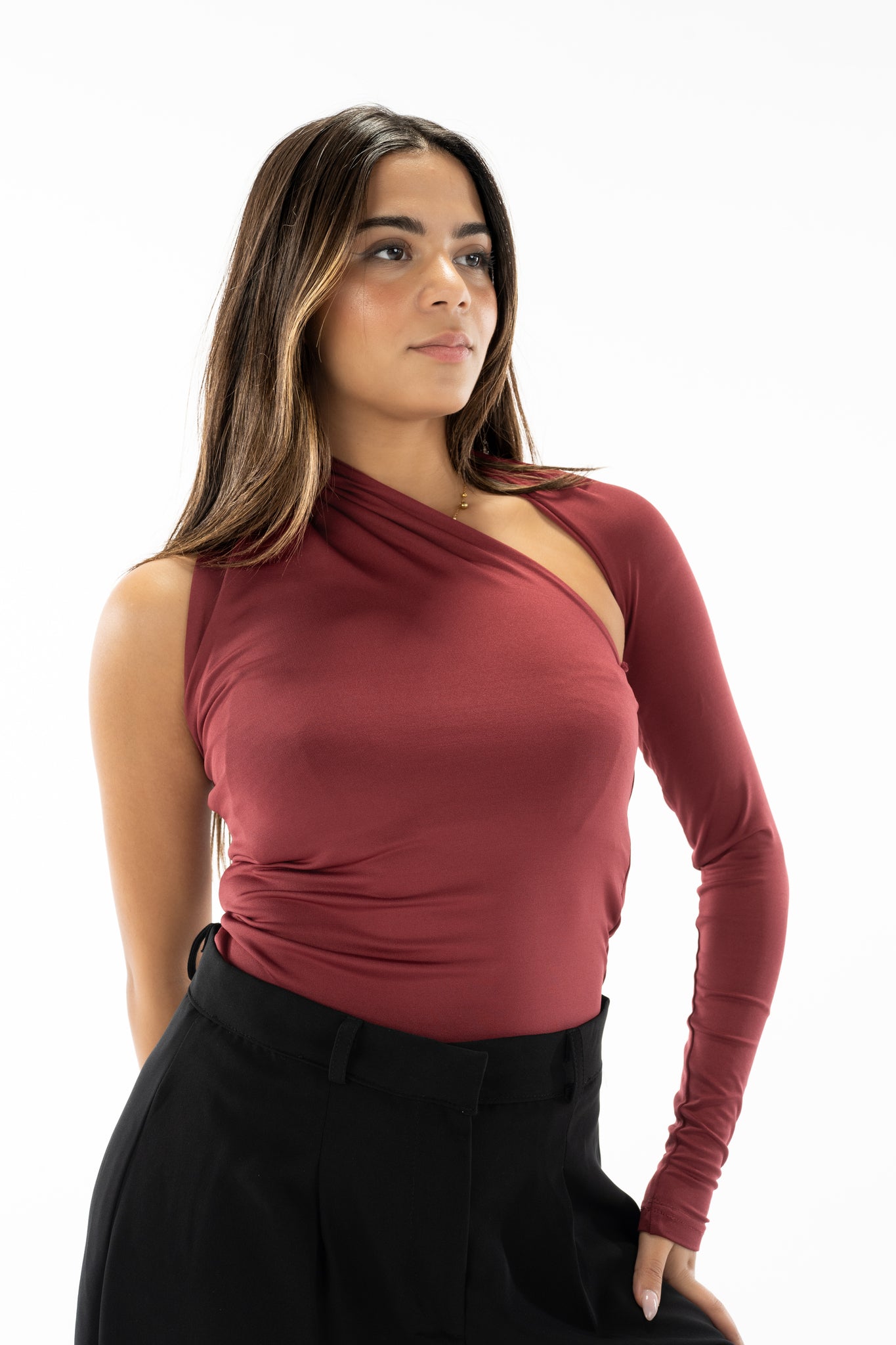 Twist one-sleeve top