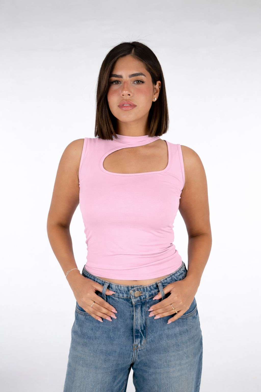 Cutout top